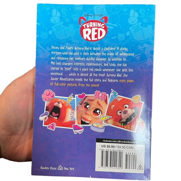 Disney Pixar Turning Red The Junior Novelization 8-page Color Insert Kids Book - Picture 9 of 16